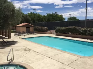 Photo #4: 2114683 Listing 