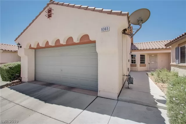 MLS: 2114724 Condo For Sale