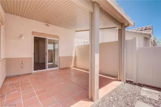 Photo #4: 2114724 Listing