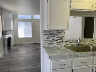 Photo #2: 2114786 Listing 