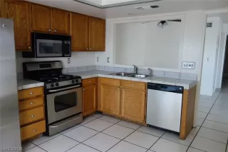 Photo #6: 2114794 Listing 
