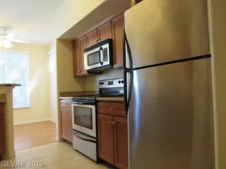 Photo #3: 2114815 Listing 