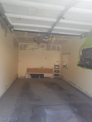 Photo #1: 2114912 Listing