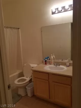 Photo #4: 2114912 Listing