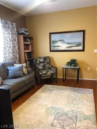 Photo #5: 2115023 Listing