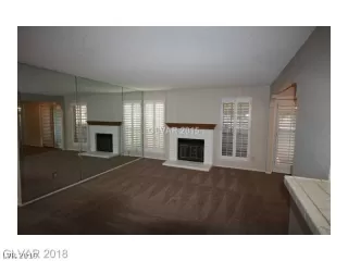 Photo #6: 2115071 Listing 