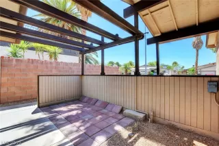 Photo #3: 2115082 Listing