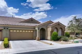 Photo #1: 2115173 Listing 