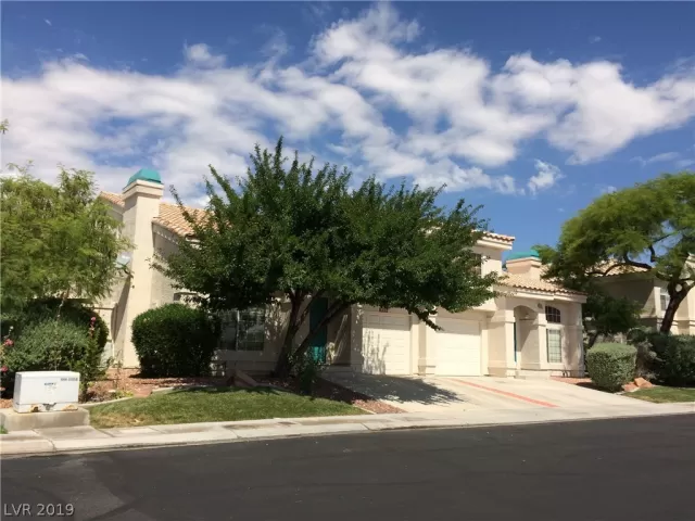 MLS: 2115303 Condo For Sale