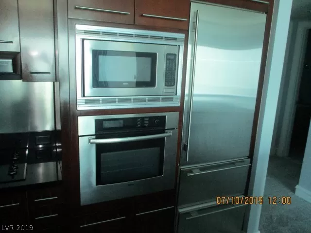 MLS: 2115375 Condo For Sale