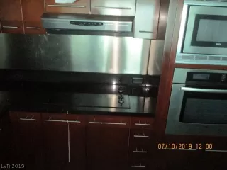 Photo #1: 2115375 Listing 