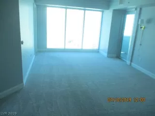 Photo #3: 2115375 Listing 