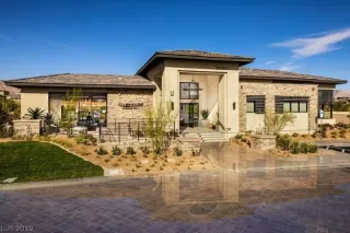 Photo #5: 2115385 Listing