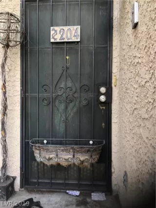 Photo #1: 2115459 Listing