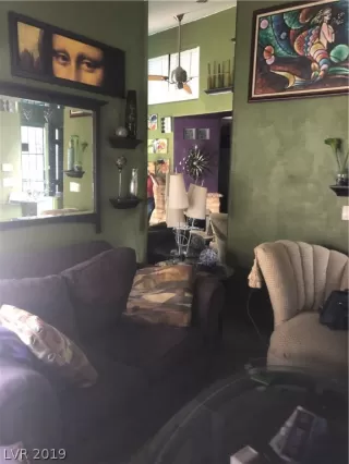 Photo #3: 2115459 Listing