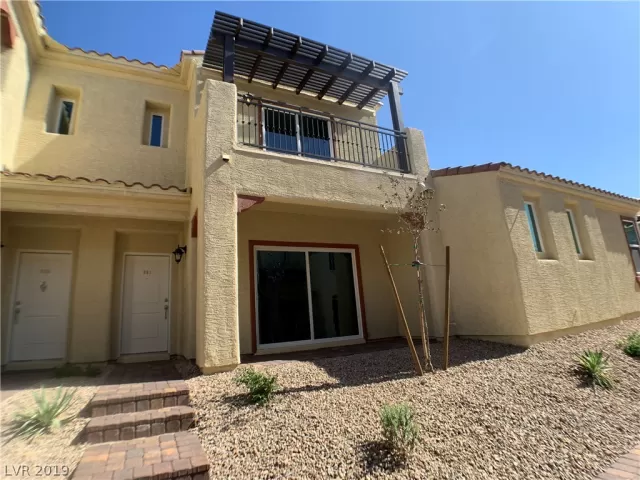 MLS: 2115468 Condo For Sale