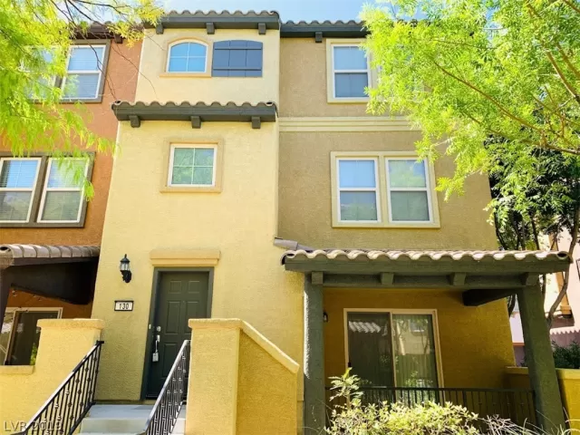 MLS: 2115489 Condo For Sale