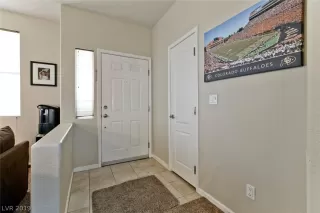 Photo #4: 2115490 Listing