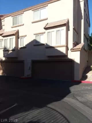 Photo #3: 2115497 Listing 