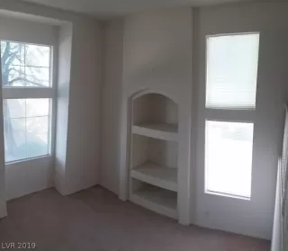 Photo #5: 2115497 Listing 