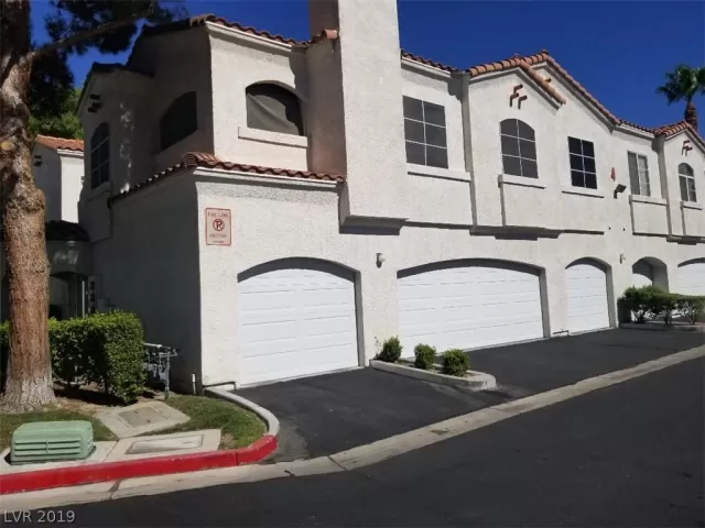 MLS: 2115504 Condo For Sale