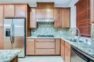 Photo #1: 2115525 Listing