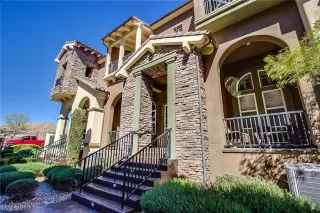 Photo #5: 2115525 Listing