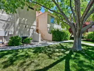 Photo #1: 2115551 Listing 