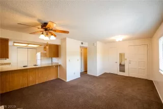 Photo #2: 2115571 Listing 