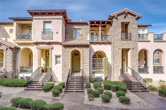 MLS: 2115587 Condo For Sale