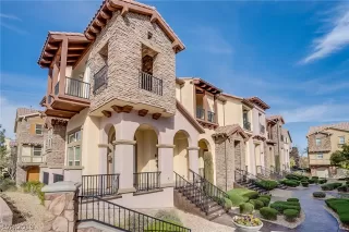 Photo #3: 2115587 Listing 