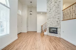 Photo #6: 2115587 Listing 