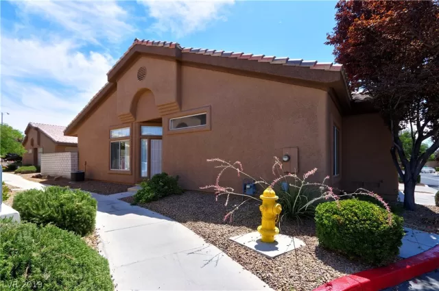 MLS: 2115656 Condo For Sale