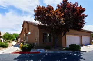Photo #1: 2115656 Listing
