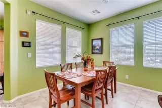 Photo #3: 2115687 Listing