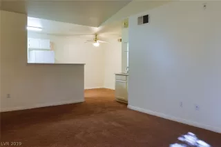 Photo #3: 2115713 Listing