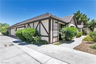 Photo #3: 2115828 Listing