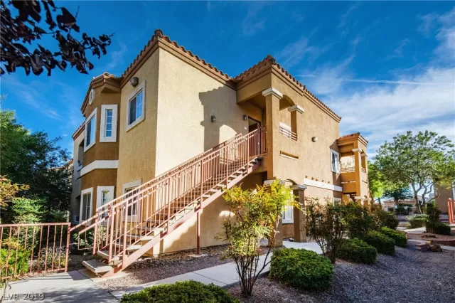 MLS: 2115848 Condo For Sale