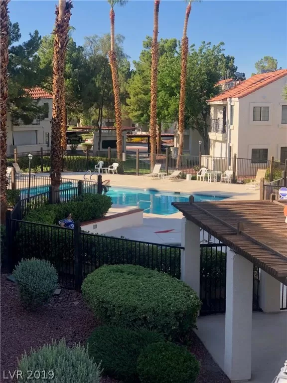 MLS: 2115853 Condo For Sale