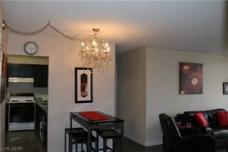 Photo #6: 2115856 Listing