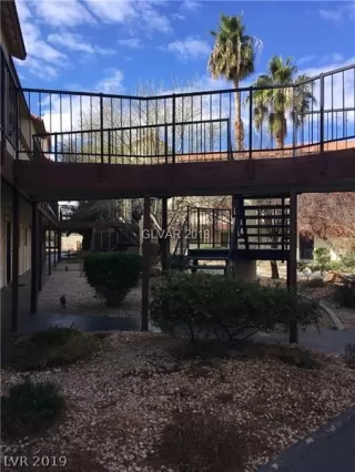 Photo #1: 2115908 Listing 