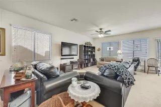 Photo #3: 2115945 Listing 