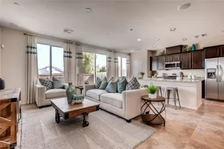 Photo #1: 2115948 Listing 