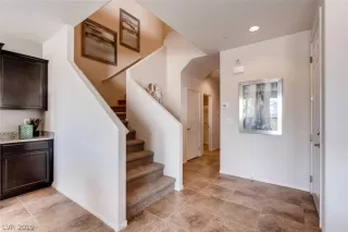 Photo #6: 2115948 Listing 