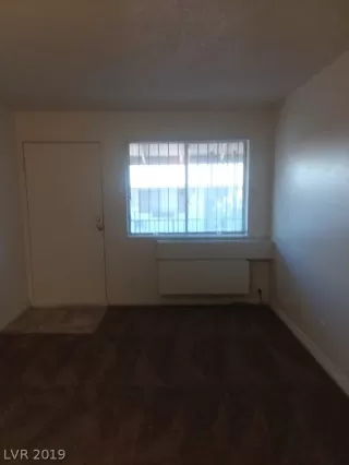 Photo #2: 2115995 Listing 