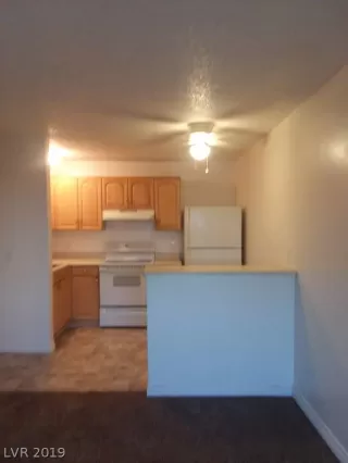 Photo #3: 2115995 Listing 