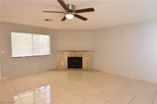 Photo #4: 2116040 Listing 