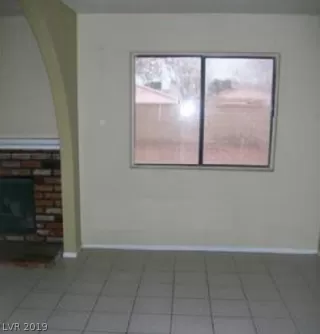 Photo #2: 2116084 Listing 