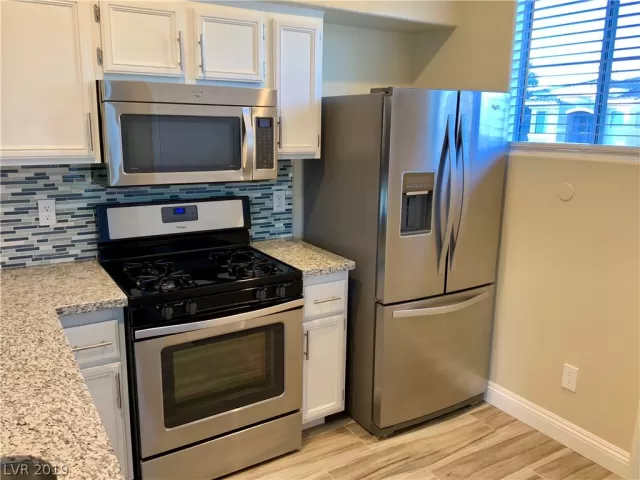 MLS: 2116113 Condo For Sale