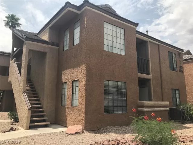 MLS: 2116292 Condo For Sale